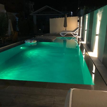 Soren House Vlore Luaran gambar